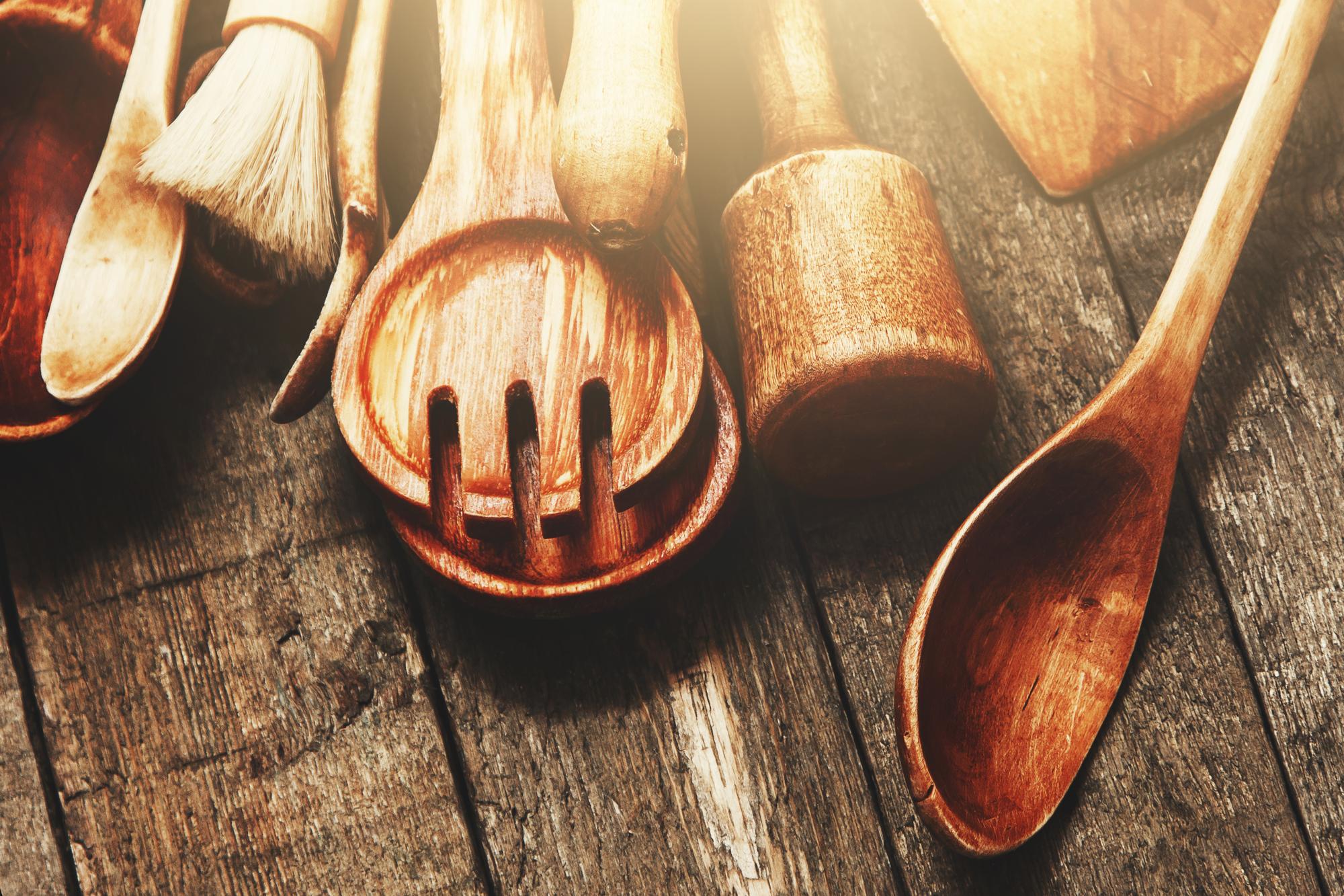 Cucina atelier con strumenti professionali
